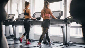 ¿Quemar 400 calorías en 30 minutos? ¡Descubre el método 12-3-30!